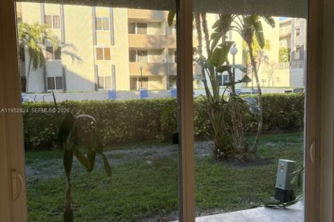 Снять в аренду кондоминиум в Хайалиа Гарденс, Флорида 2 спальни, 89.19м2, № 2008103 - фото 19