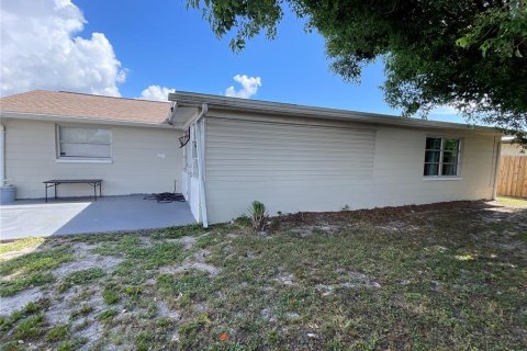 Casa en venta en Port Richey, Florida, 3 dormitorios, 137.31 m2 № 1871253 - foto 21