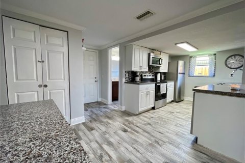 Casa en venta en Port Richey, Florida, 3 dormitorios, 137.31 m2 № 1871253 - foto 16