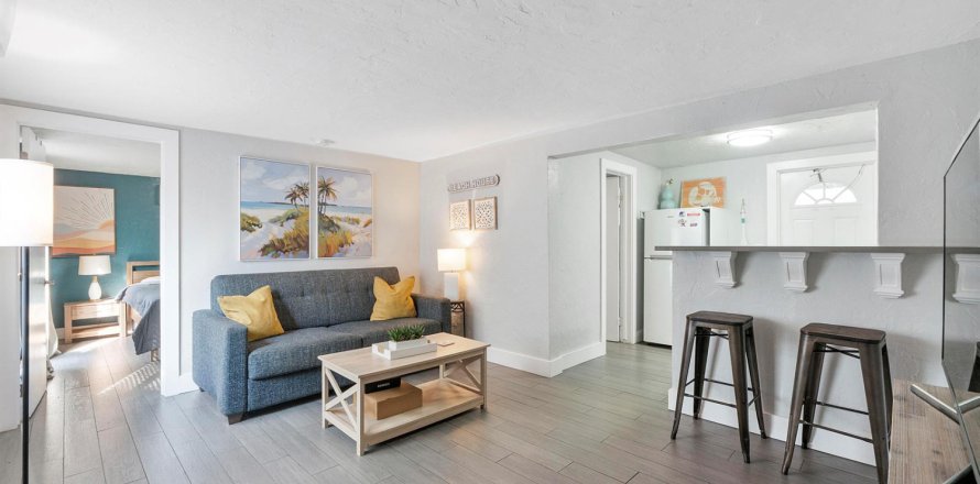 Townhouse in Fort Lauderdale, Florida 1 bedroom, 78.97 sq.m. № 2410939