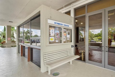 Condo in Coconut Creek, Florida, 2 bedrooms  № 1951454 - photo 23