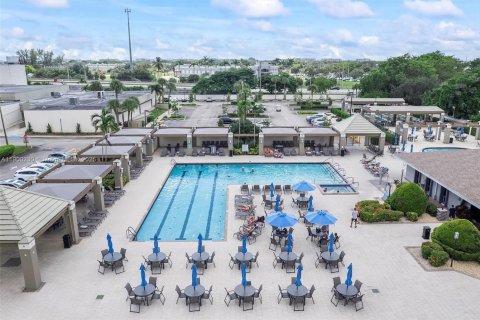 Condo in Coconut Creek, Florida, 2 bedrooms  № 1951454 - photo 29