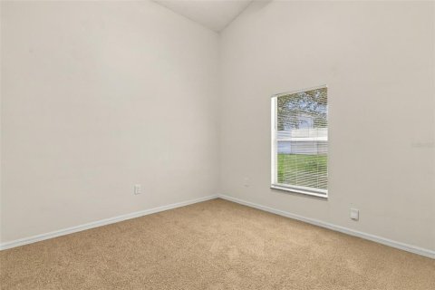 House in Orlando, Florida 4 bedrooms, 200.67 sq.m. № 2410105 - photo 13