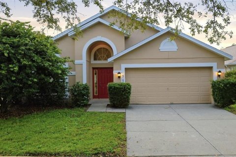 House in Orlando, Florida 4 bedrooms, 200.67 sq.m. № 2410105