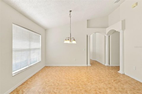 House in Orlando, Florida 4 bedrooms, 200.67 sq.m. № 2410105 - photo 28