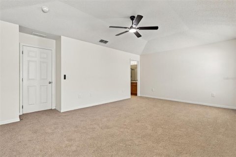 House in Orlando, Florida 4 bedrooms, 200.67 sq.m. № 2410105 - photo 3