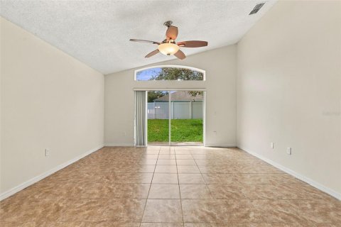 House in Orlando, Florida 4 bedrooms, 200.67 sq.m. № 2410105 - photo 23