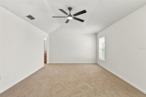 House in Orlando, Florida 4 bedrooms, 200.67 sq.m. № 2410105 - photo 30