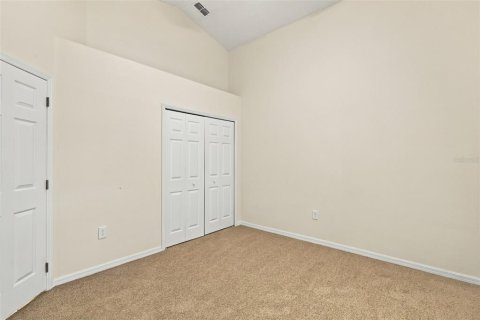 House in Orlando, Florida 4 bedrooms, 200.67 sq.m. № 2410105 - photo 11