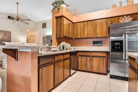 House in Windermere, Florida 3 bedrooms, 160.07 sq.m. № 1899130 - photo 17