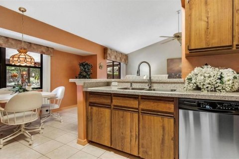 House in Windermere, Florida 3 bedrooms, 160.07 sq.m. № 1899130 - photo 19