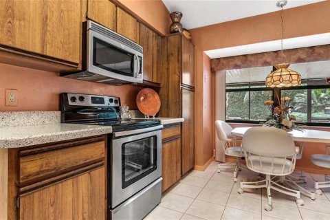 House in Windermere, Florida 3 bedrooms, 160.07 sq.m. № 1899130 - photo 18