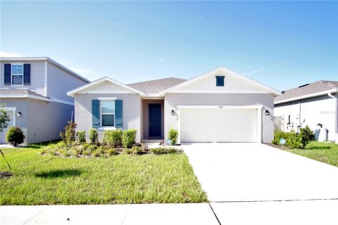 Villa ou maison à louer à Lake Hamilton, Floride: 4 chambres, 204.38 m2 № 2156623 - photo 7