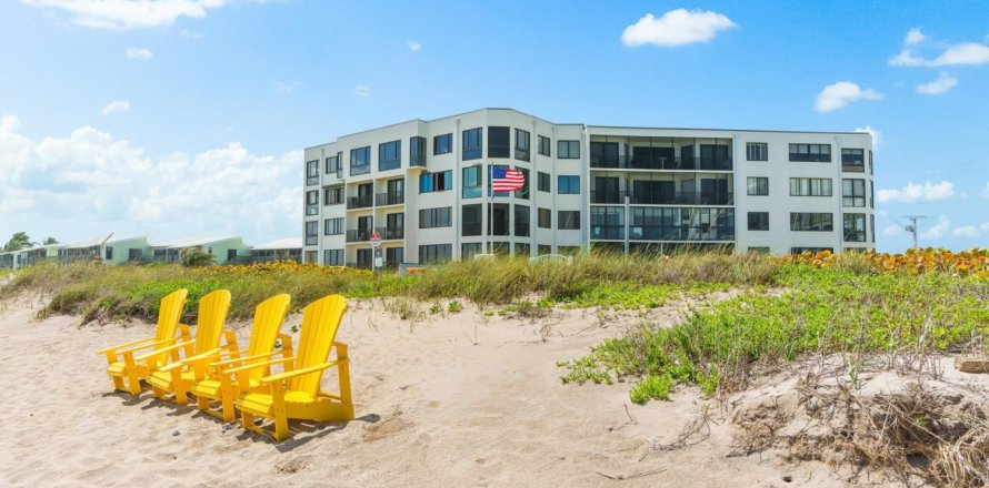 Condominio en Stuart, Florida, 2 dormitorios  № 1081628