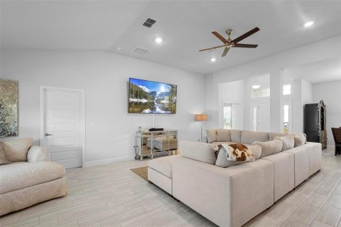 Casa en venta en Ocala, Florida, 4 dormitorios, 216.28 m2 № 1651848 - foto 11