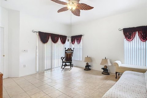 House in Poinciana, Florida 3 bedrooms, 165.92 sq.m. № 1765461 - photo 19