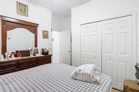 House in Poinciana, Florida 3 bedrooms, 165.92 sq.m. № 1765461 - photo 28