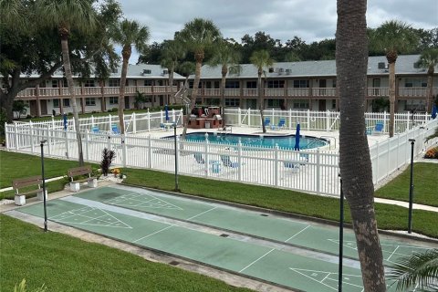 Condo in Saint Petersburg, Florida, 1 bedroom  № 2386220 - photo 30