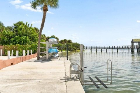 Condo in Saint Petersburg, Florida, 1 bedroom  № 2386220 - photo 28