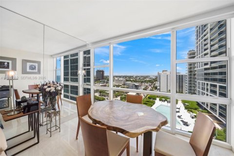 Condo in Miami Beach, Florida, 1 bedroom  № 2056309 - photo 4
