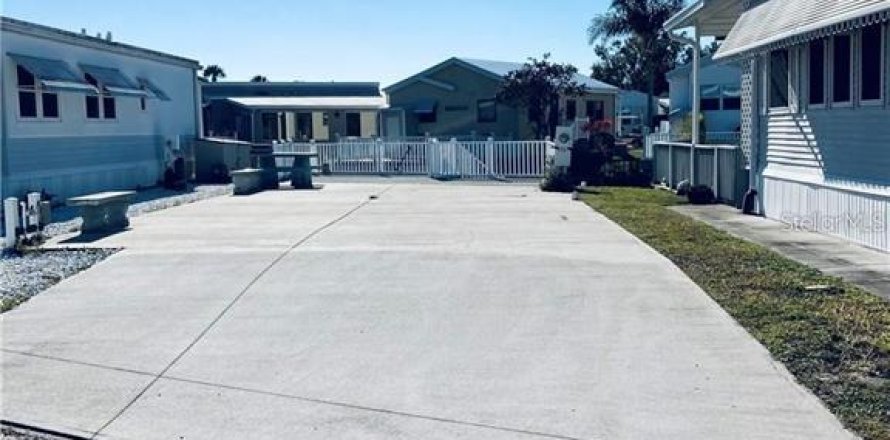 Land in Clermont, Florida № 1910827