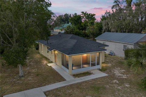 Villa ou maison à Lake Wales, Floride 3 chambres, 97.55 m2 № 2145363