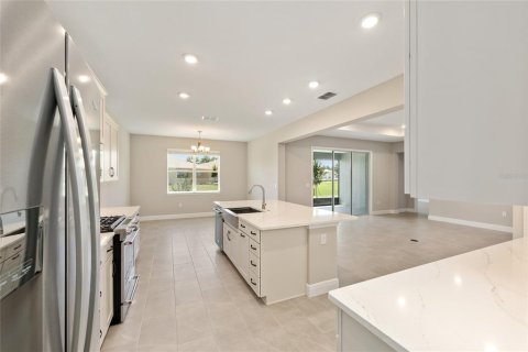 House in Ocala, Florida 2 bedrooms, 204.57 sq.m. № 1866516 - photo 18