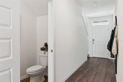 Купить таунхаус в Лейкленд, Флорида 6 комнат, 136.01м2, № 2092645 - фото 3