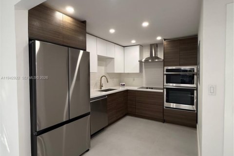 Снять в аренду виллу или дом в Майами, Флорида 2 спальни, 134.89м2, № 1999279 - фото 19