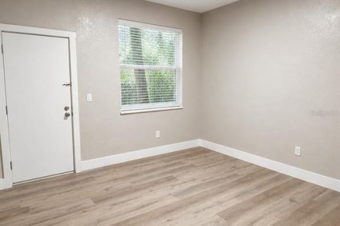 Appartement à louer à Orlando, Floride: 3 chambres, 89.46 m2 № 2167026 - photo 2