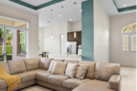 House in Port St. Lucie, Florida 3 bedrooms, 171.13 sq.m. № 2253389 - photo 22