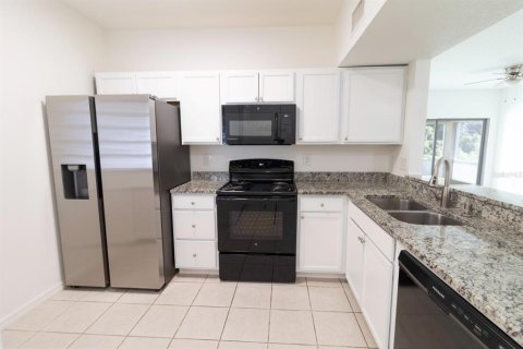 Copropriété à louer à Riverview, Floride: 3 chambres, 106.93 m2 № 2383857 - photo 3