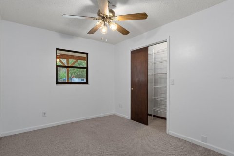 House in Crystal River, Florida 4 bedrooms, 155.33 sq.m. № 2212186 - photo 24
