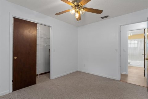 House in Crystal River, Florida 4 bedrooms, 155.33 sq.m. № 2212186 - photo 25