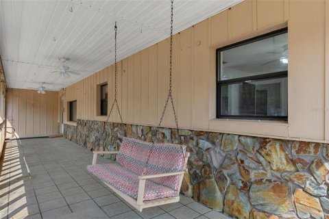 House in Crystal River, Florida 4 bedrooms, 155.33 sq.m. № 2212186 - photo 7