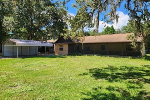 House in Crystal River, Florida 4 bedrooms, 155.33 sq.m. № 2212186