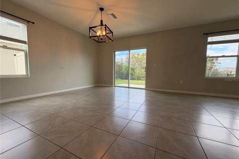 Villa ou maison à vendre à Odessa, Floride: 4 chambres, 209.96 m2 № 2429334 - photo 7
