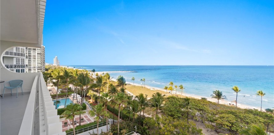 Condo in Bal Harbour, Florida, 3 bedrooms  № 1714836