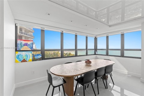 Condo in Bal Harbour, Florida, 3 bedrooms  № 1714836 - photo 13