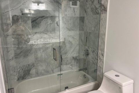 Copropriété à vendre à Miami, Floride: 37.16 m2 № 2035030 - photo 5