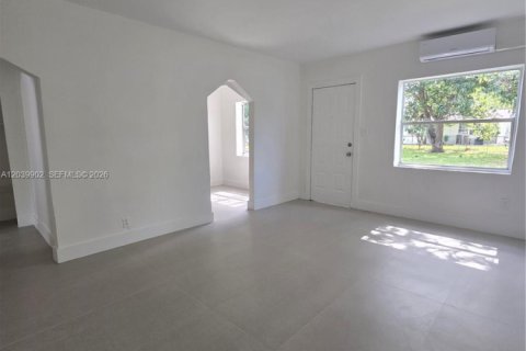 House in Dania Beach, Florida 1 bedroom № 2089580
