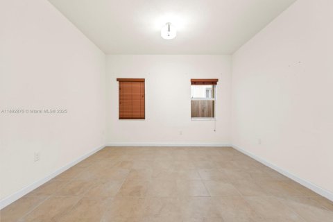 Villa ou maison à vendre à Homestead, Floride: 4 chambres, 142.6 m2 № 1946455 - photo 22