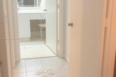 Condominio en venta en Boca Raton, Florida, 2 dormitorios, 107.77 m2 № 1689456 - foto 19