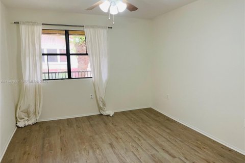 Copropriété à louer à Miami, Floride: 1 chambre, 69.4 m2 № 1999236 - photo 8