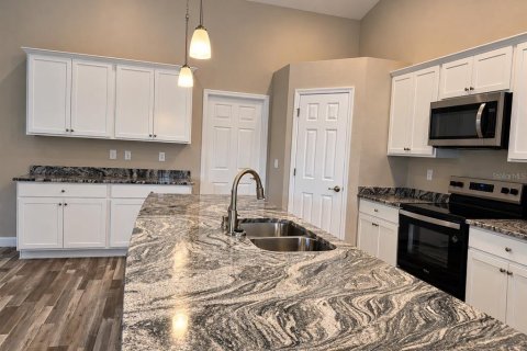 Villa ou maison à louer à Ocala, Floride: 4 chambres, 180.51 m2 № 2421733 - photo 6