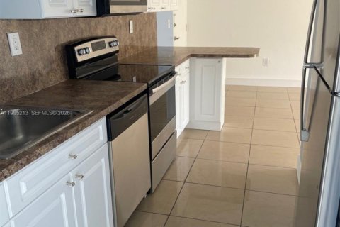 Copropriété à vendre à North Miami Beach, Floride: 1 chambre, 66.89 m2 № 2046644 - photo 5