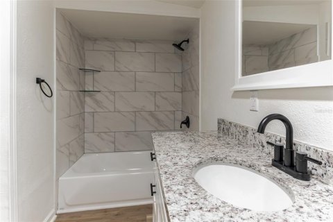House in Jacksonville, Florida 3 bedrooms, 98.1 sq.m. № 1535271 - photo 7