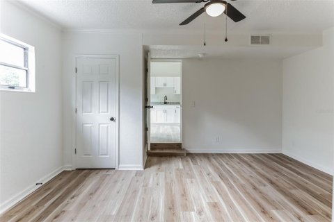 House in Jacksonville, Florida 3 bedrooms, 98.1 sq.m. № 1535271 - photo 12