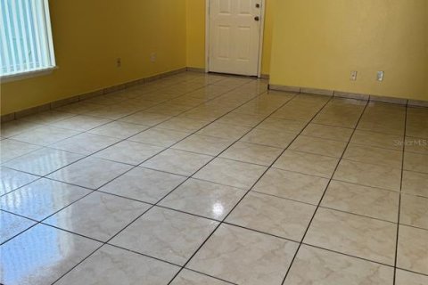 House in Orlando, Florida 3 bedrooms, 96.53 sq.m. № 1873075 - photo 3