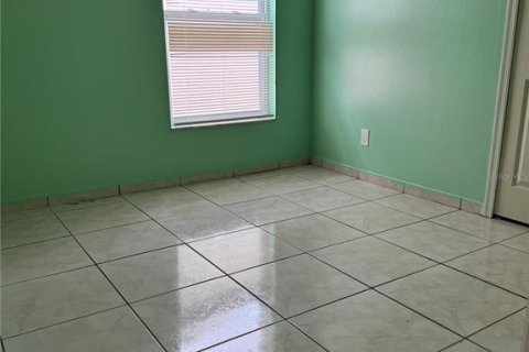 House in Orlando, Florida 3 bedrooms, 96.53 sq.m. № 1873075 - photo 9